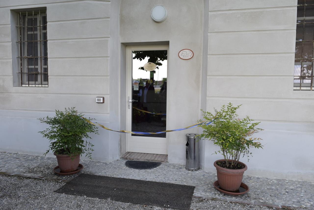 Ostello Castello Mina Della Scala Casteldidone Экстерьер фото